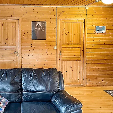 4 Person In Lysoysundet Teksdal