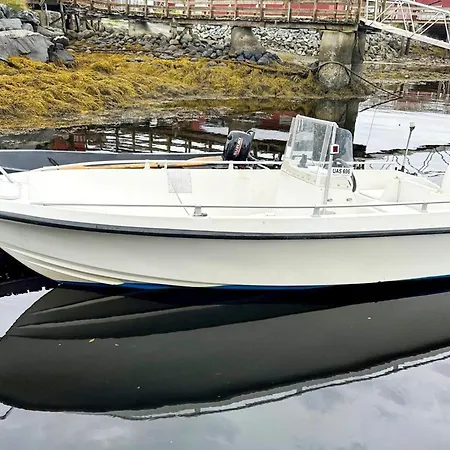 4 Person In Lysoysundet