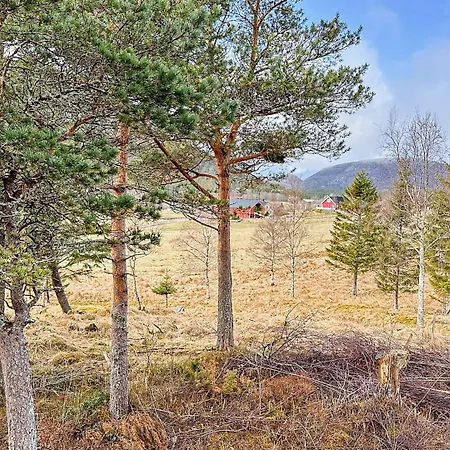 4 Person In Lysoysundet Teksdal